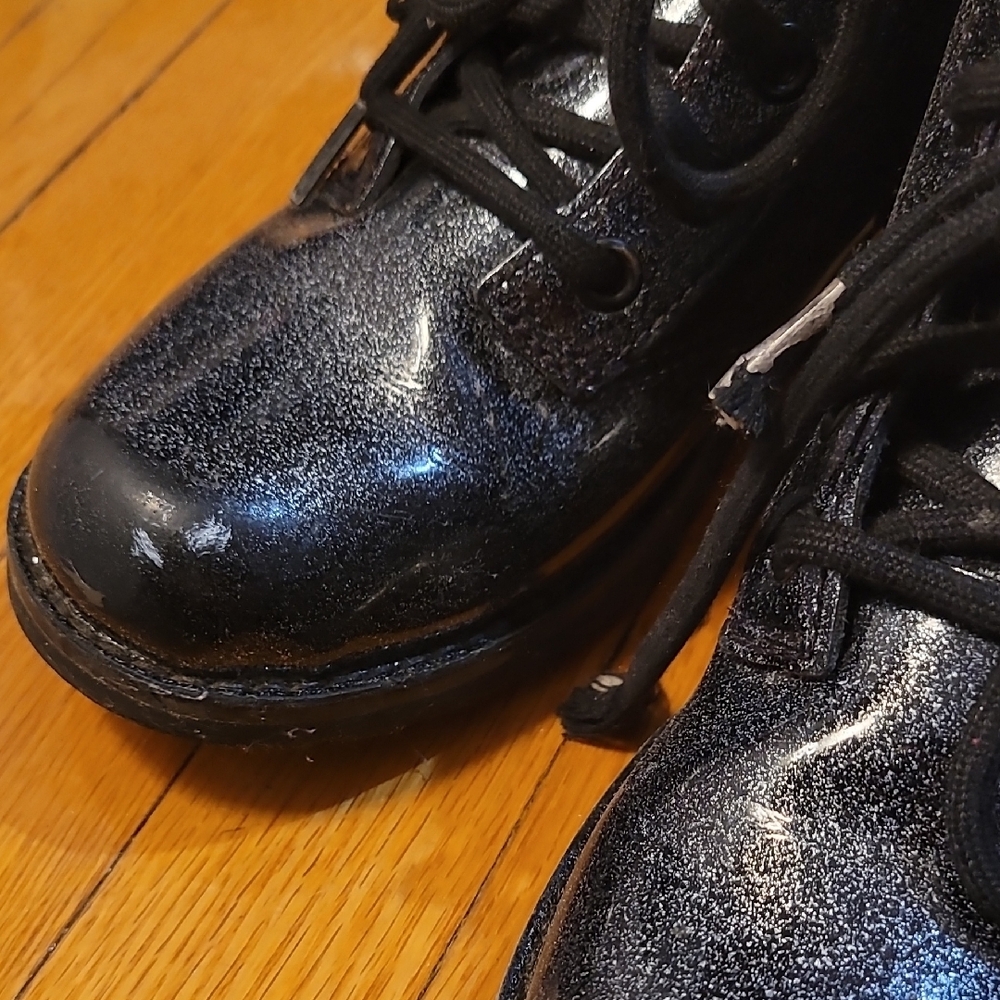 UGG Kids Shiny Black Boots - Picture 2 of 12